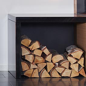 Contura i31S с полкой и скамьёй Contura i31S с полкой и скамьёй