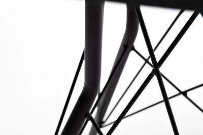 Интерьерный стол 4SIS Конте круглый Ø70 Цвет: серый гранит Интерьерный стол 4SIS Конте круглый Ø70 Цвет: серый гранит