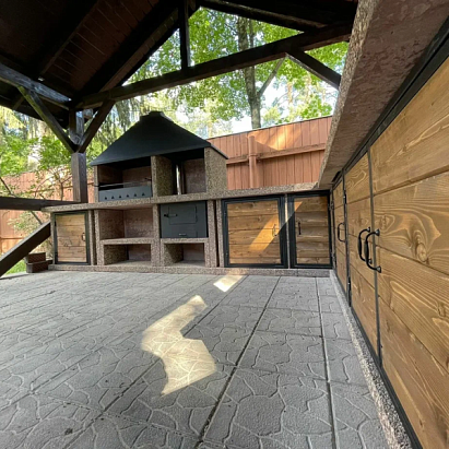 Угловая уличная барбекю кухня. КП Растущий