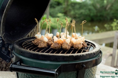 Керамический гриль Big Green Egg Medium Керамический гриль Big Green Egg Medium